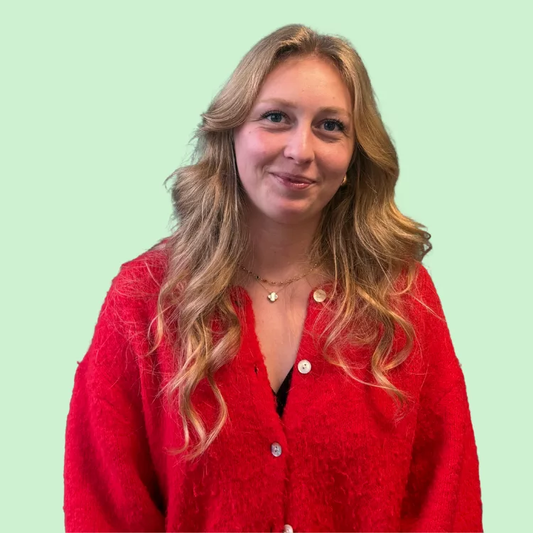 TIPHAINE - CHARGÉE DE RECRUTEMENT